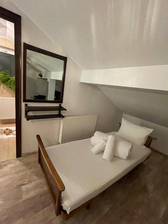 Apartament Yannis Apartment Alba Iulia Exterior photo