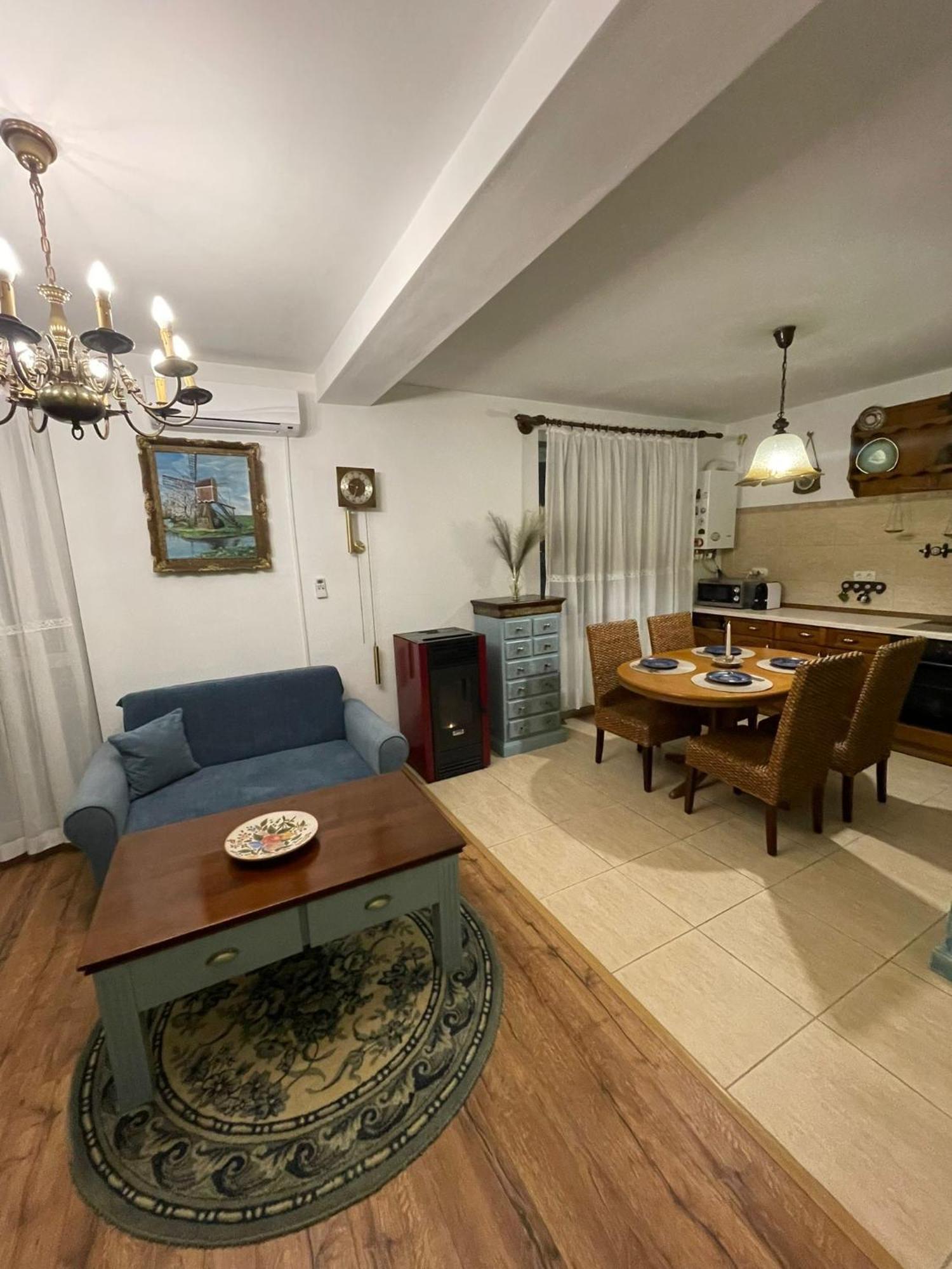 Apartament Yannis Apartment Alba Iulia Exterior photo